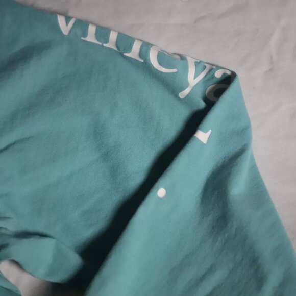 Vineyard Vines Shirt Mens M Green Spell Out Logo Flight Deck Beer Graphic Cotton - Picture 6 of 13